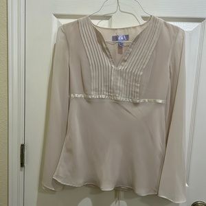 Nine & CO long sleeve blouse
